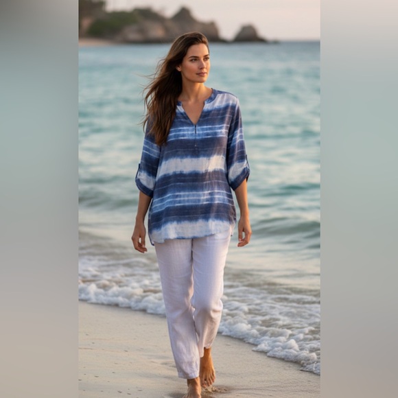 Kim Rogers Tops - Kim Rogers Blue and White Women's Top Sz 2XL Rayob Poly Casual Trabel Cruise